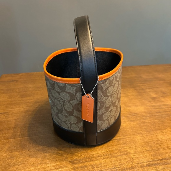 Coach Halloween Treat Bucket Bag Orange Black Canvas NWOT - Picture 4 of 9